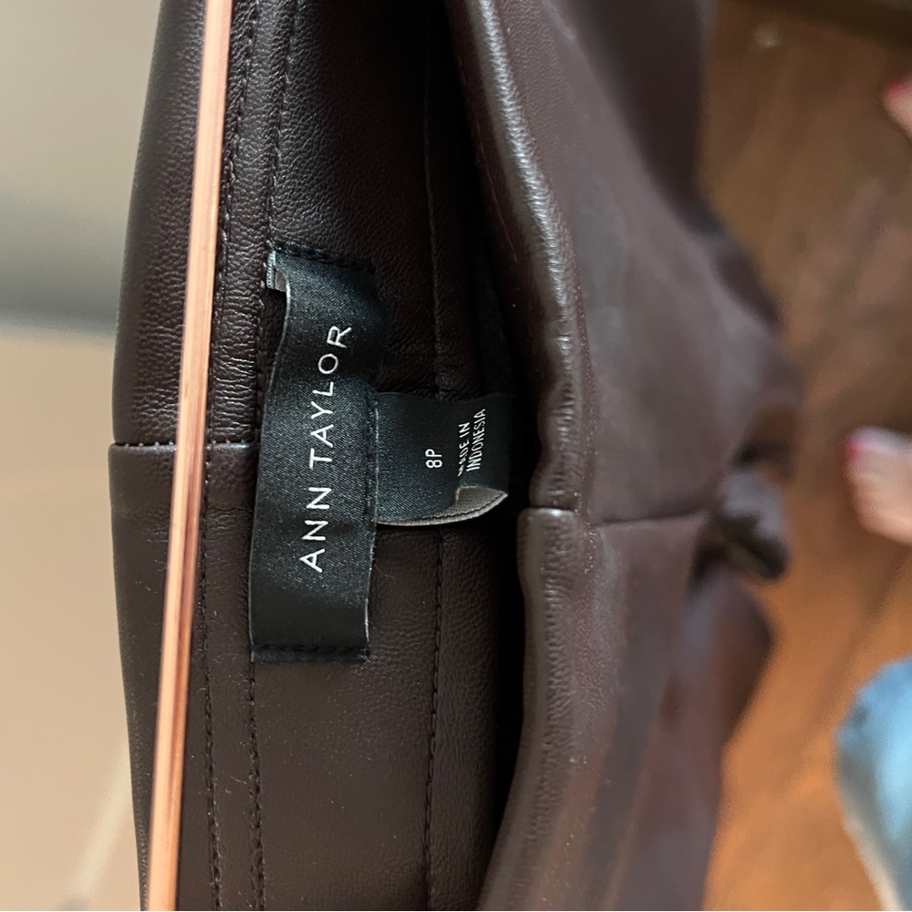 Ann Taylor Dark Brown Faux Leather Trousers 8P - Picture 2 of 4